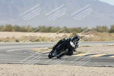 media/Oct-04-2025-CVMA (Sat) [[408bcdd6e4]]/Race 4-Formula Middleweight (Holeshot)/